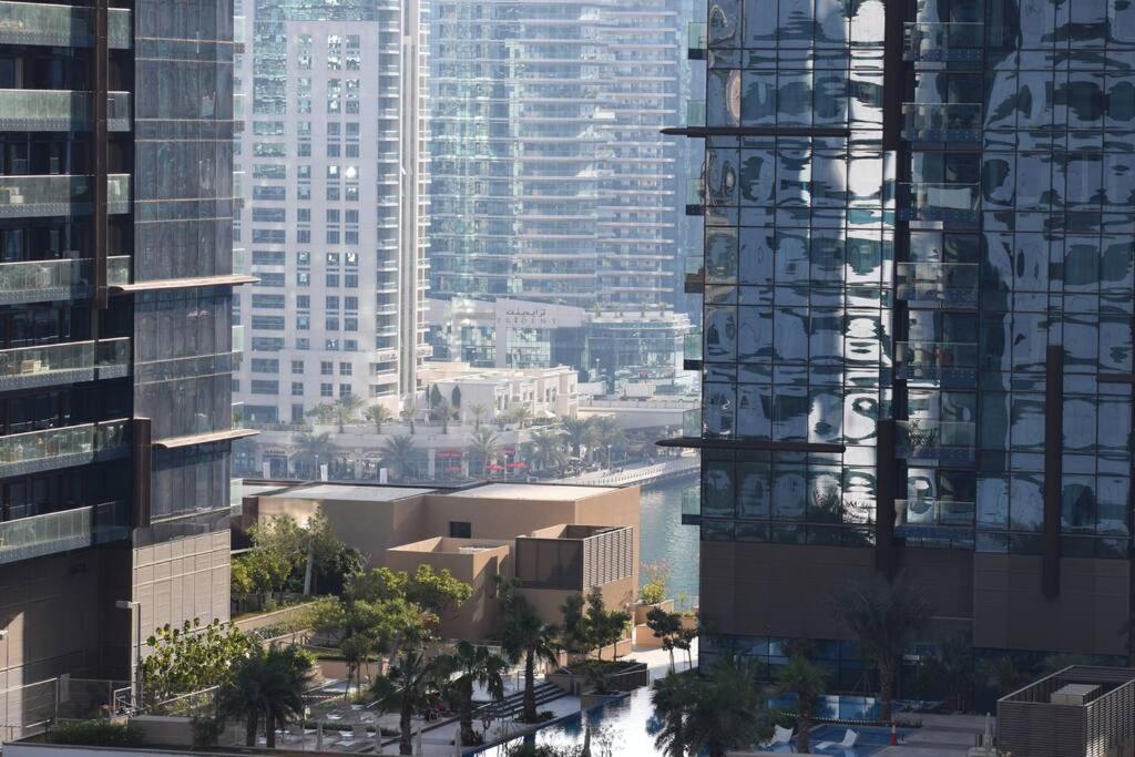 High Floor With City Skyline & Burj Khalifa View 3 Bedroom Unit Marina دبي المظهر الخارجي الصورة