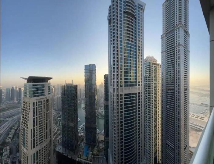 High Floor With City Skyline & Burj Khalifa View 3 Bedroom Unit Marina دبي المظهر الخارجي الصورة